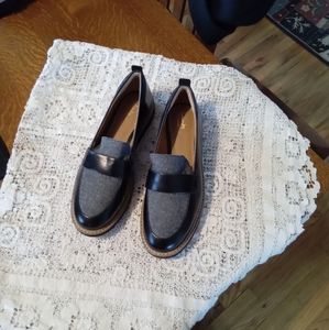 Clarks artisan black loafers 6 1/2